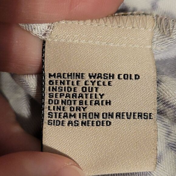 Sunset cove tropical pineapple design top - Picture 5 of 5